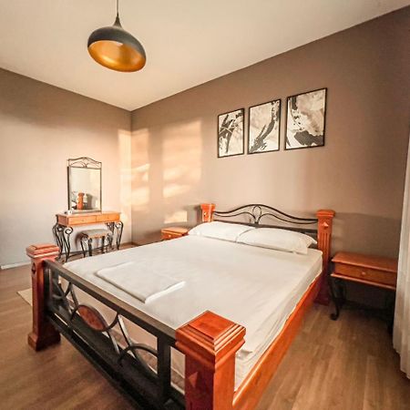 Marlis' Home Golem  Bagian luar foto