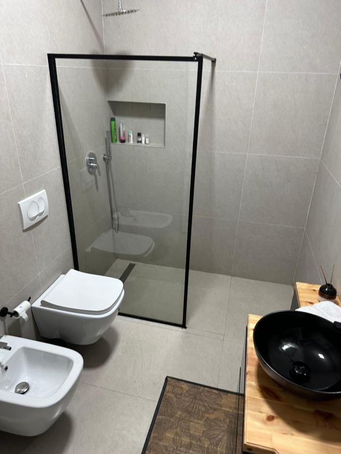 Marlis' Home Golem  Bagian luar foto