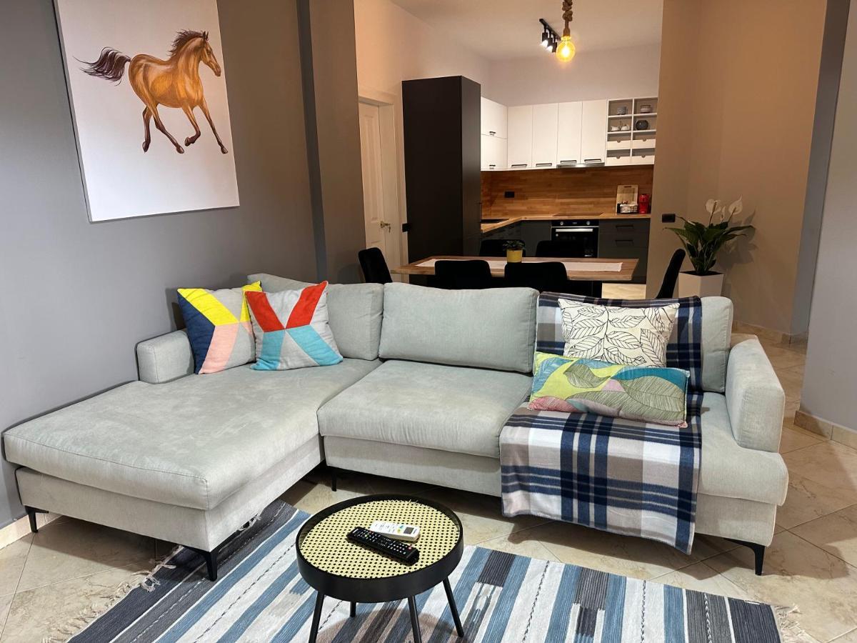 Marlis' Home Golem  Bagian luar foto