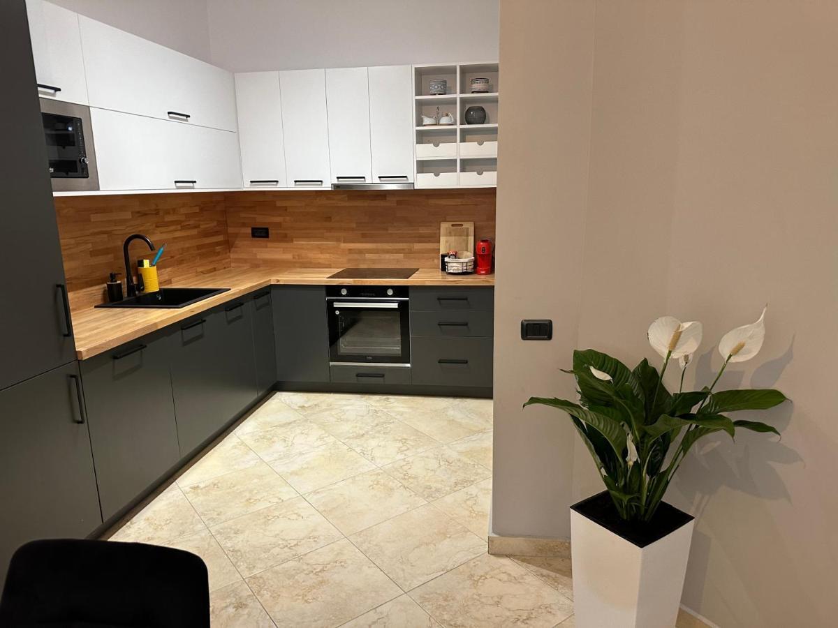 Marlis' Home Golem  Bagian luar foto