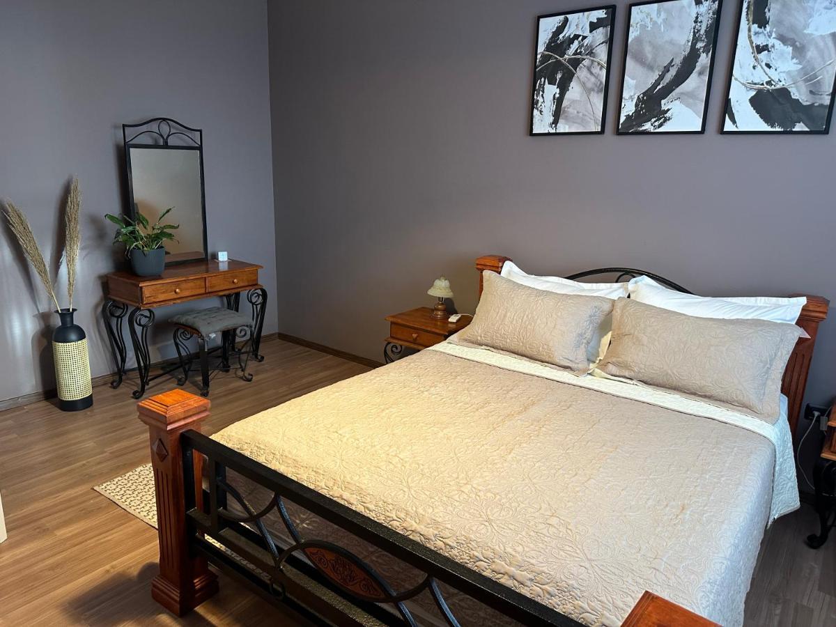 Marlis' Home Golem  Bagian luar foto