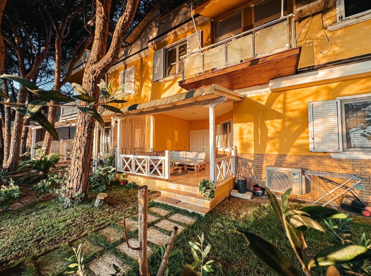 Marlis' Home Golem  Bagian luar foto